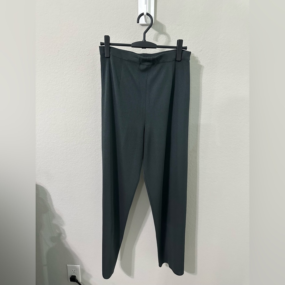 Misook Gray Straight Leg‎ Pull up Pants Medium
